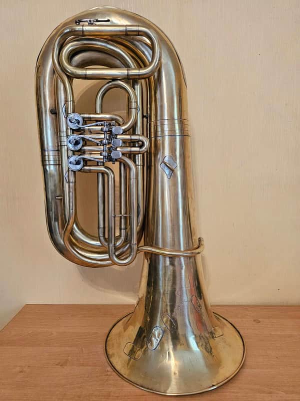 Tuba “Bb