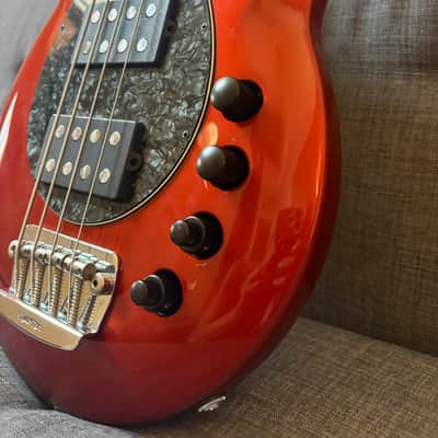 Ernie Ball Music Man Bass Guitar Bongo 4 serial F18900 Dual Humbucker "HH" configuration) circa 2004–2005 - Lava Pearl image 3