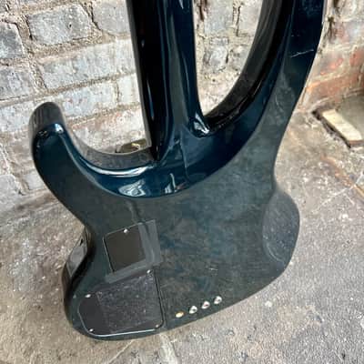 Used Washburn Force 40 Bass image 10