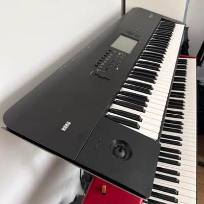 Korg Nautilus 73 Key Music Workstation 2020 - Present - Black