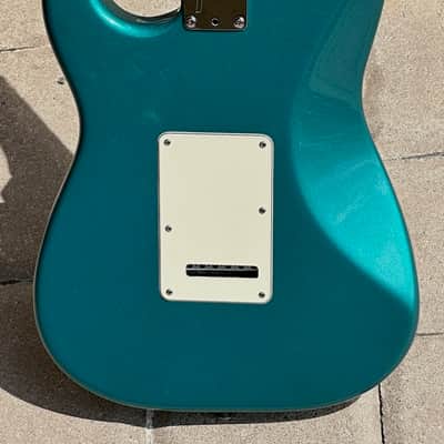 Fender Stratocaster Ltd. Run 1995 - stunning Ocean Turquoise w/a Matching Headstock ultra cool collectible ! image 4