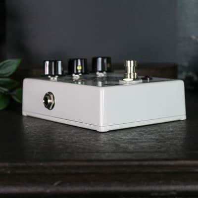 Preowned Daredevil Pedals Knuckle Duster Overdrive Pedal w/ Box image 4