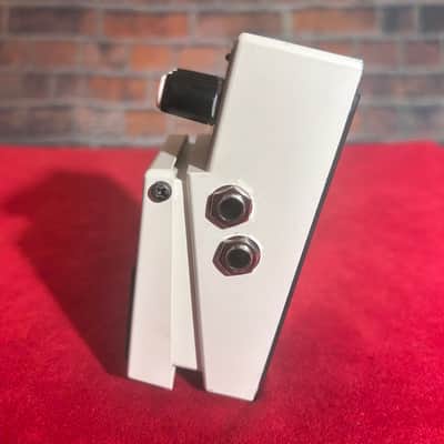 Boss NS-2 Noise Suppressor (Silver Label) 1989 - Present - White image 4
