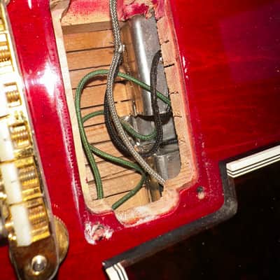 Gibson ES-355 with Maestro Vibrola 1964 Cherry 100% Original image 11