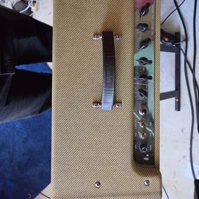Fender '59 Bassman LTD Reissue 45-Watt 4x10" Guitar Combo 2004 - Present - Lacquered Tweed image 2