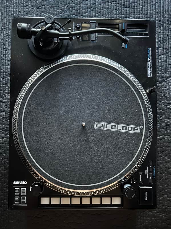Reloop RP8000 Mk2 Advanced Hybrid Torque Turntable with Digital Control Section 2019 - Present - Black Serato DJ image 1