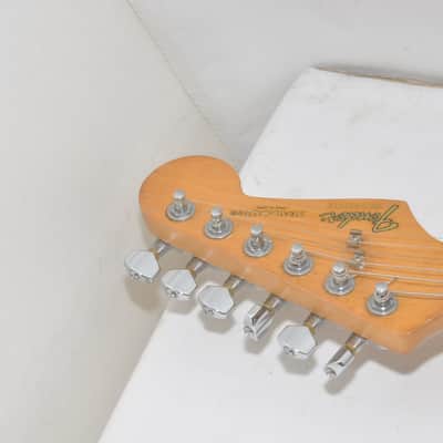 Fender Japan Stratocaster, serial number E Electric Guitar Ref. No 6887 image 9