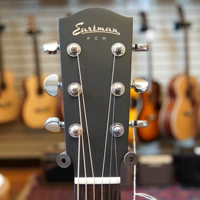 Eastman PCH2-OM-BK Thermo-Cured Orchestra Model Acoustic Guitar Black w/Padded Gig Bag image 7