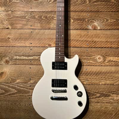 Epiphone  Les Paul Special  1999 MIK - White w/Hardshell Case image 1