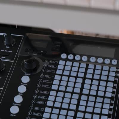 Arturia PolyBrute Noir 61-Key Synthesizer 2023 - Present - Black image 9