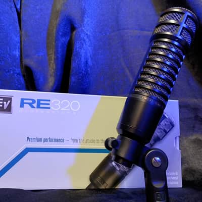 Electro-Voice RE320 Cardioid Dynamic Microphone - Black image 4