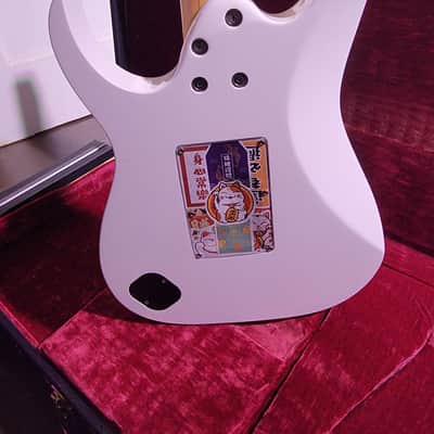 Ibanez RG2550Z-GW Prestige with Bound Rosewood Fretboard 2008 - 2014 - Galaxy White image 5