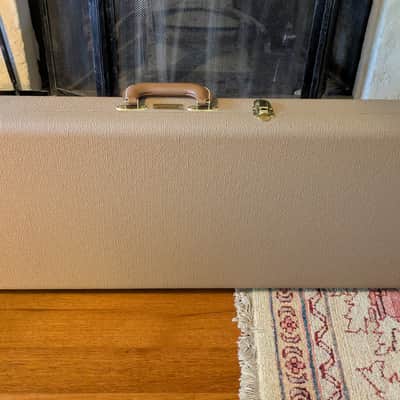 G&G Fender Custom Shop Brown Case image 4