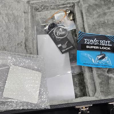 ESP E-II Horizon-III FR 2014 - 2017 - See Thru Black with hard case image 10