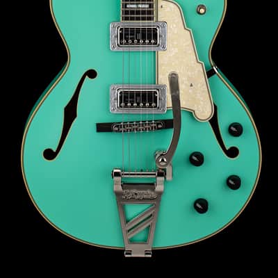 Mint D'Angelico Deluxe 175 LE - Matte Surf Green #03194 image 1