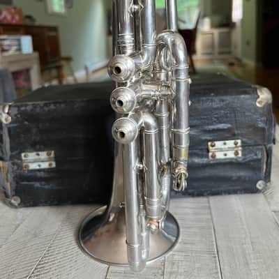 J.W. York & Sons “New Model Monarch” Cornet — c. 1908 — Silver Plate — Serial #18143 — Original Case, Mouthpiece & Maker’s Sash image 6