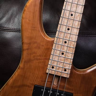 Fodera Emperor 4 Standard Special Figured Redwood 2025 (9.1 Lbs.) image 8