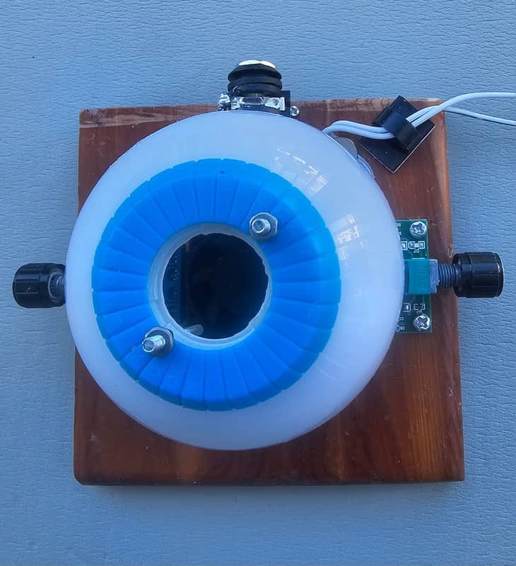 Scary drone synth - electromechanical UFO sounds! image 1