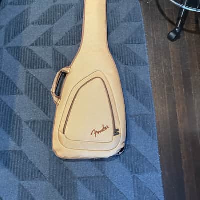 Fender Standard Stratocaster Left-Handed with Maple Fretboard 2006 - 2017 - Arctic White image 6