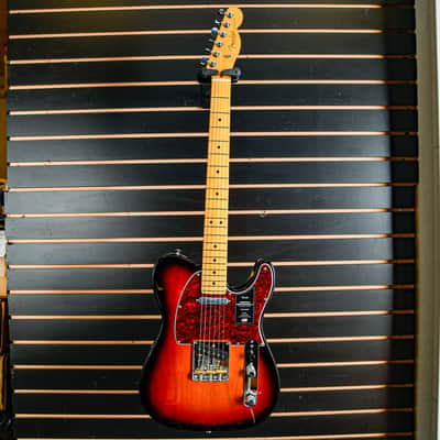 Fender American Professional II Telecaster MN 3 tone Sunburst 7lb 9.8oz US210062416 image 7