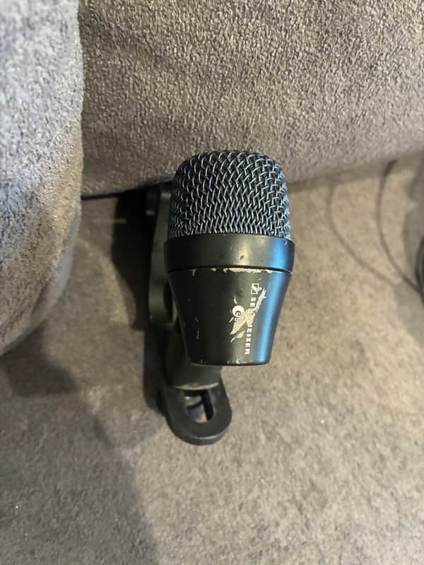Sennheiser e904 Cardioid Dynamic Drum Microphone with Rim Clip