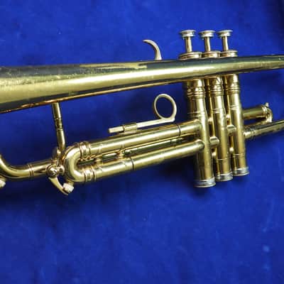 Selmer Paris Grand Prix model 20 Bb trumpet 1950 Lacquered Brass image 10