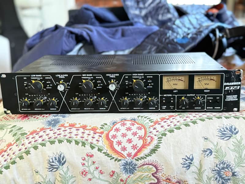 Drawmer 1973 Three Band Stereo FET Compressor Mixing Mastering image 1