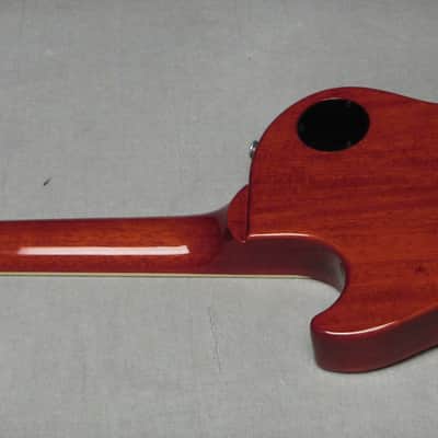 Gibson Les Paul Studio Heritage Cherry Sunburst image 8