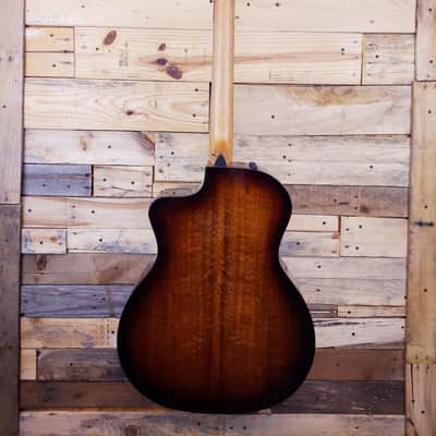 Taylor 224ce-K DLX Grand Auditorium Acoustic-Electric Guitar Shaded Edge Burst image 4