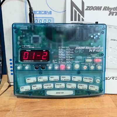 [Mint] Zoom RT-123 Drum & Bass Machine Transparent Blue