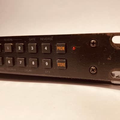 Alesis Midiverb II 16-Bit Digital Effects Processor 1990s image 4