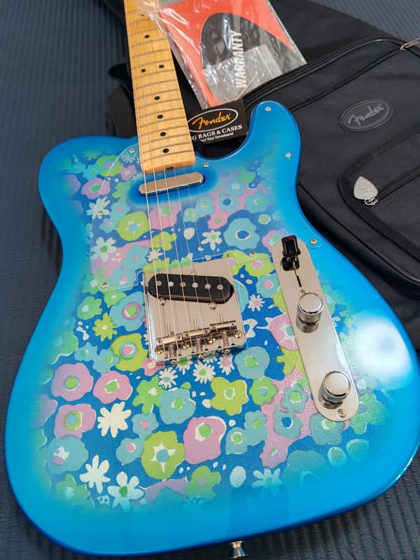 NEW IN BOX* 2025 Fender Japan Limited Edition Telecaster Blue