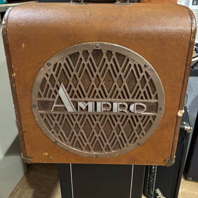 Ampro Deluxe Speaker Cab Cabinet Vintage 1940’s - Brown image 1