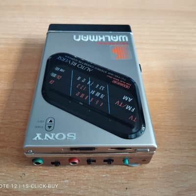 Sony WM f203 1987 - Sony recorder radio Cassette Walkman WM F203 silver working image 6