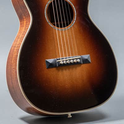 Martin 0-28VS 2012, Sunburst image 2