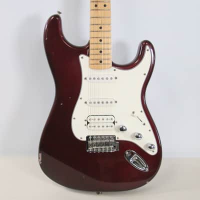 Fender Standard Stratocaster with Maple Fretboard 2000 - Midnight Wine image 1