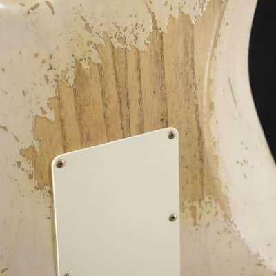 Fender Custom Shop Limited Edition Red Hot Stratocaster Super Heavy Relic - Aged White Blonde image 5