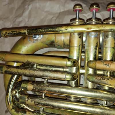 Getzen Caravelle Single French Horn, USA, with case and mouthpiece, Dented image 3