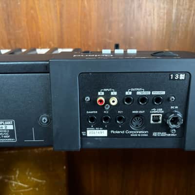 Roland RD-64 Fully Weighted 64key Digital Stage Piano SuperNATURAL Sounds w/ bag image 9
