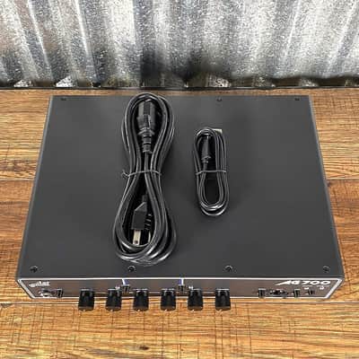 Aguilar AG700V2 AG 700 Generation 2 Bass Amplifier Head image 2