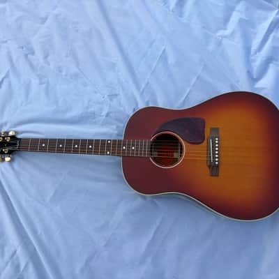 Gibson J45 Cherryburst LTD 2016 - Cherryburst image 3