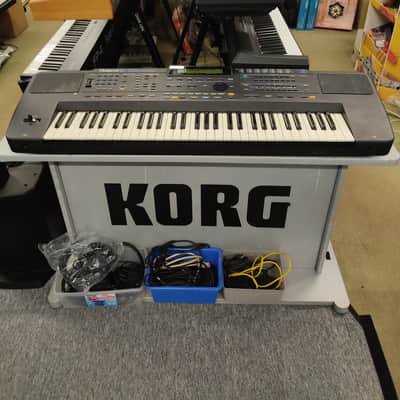 Roland E70 image 2