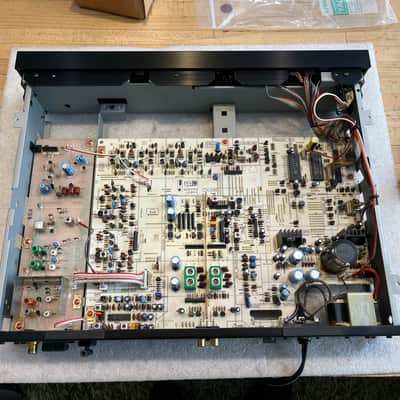 Yamaha T-85 AM/FM Stereo Tuner image 11
