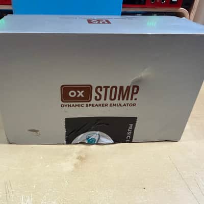 Immagine Universal Audio OX Stomp Dynamic Speaker Emulator 2023 - Present - Silver - 3