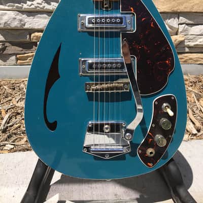 Teisco Crescendo 1960's Blue/Sparkle Teardrop Vintage - Rare image 3