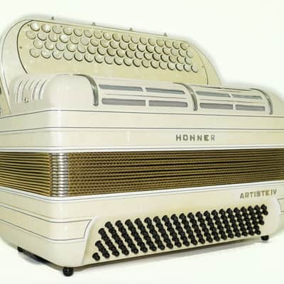 Vintage HOHNER ARTISTE IV, 4 Rows Button Accordion B Griff, made in Germany, Rare Original Akkordeon, New Straps, Rich and Powerful Sound, 2560 image 4