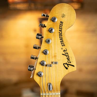 Fender Stratocaster with 3-Bolt Neck, Maple Fretboard 1976 Walnut (Mocha) image 6