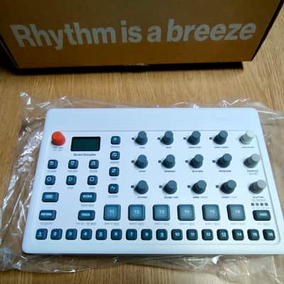 Elektron Model:Samples 2019 - 2020 - White