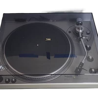 Technics SL-1300 Direct Drive Automatic Player System Turntable 1974 - 1978 - Silver image 2