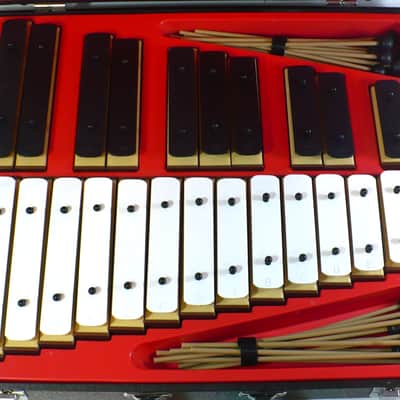 25 Note Resonator Bell Kit Mid 90’s With Case and Mallets image 2
